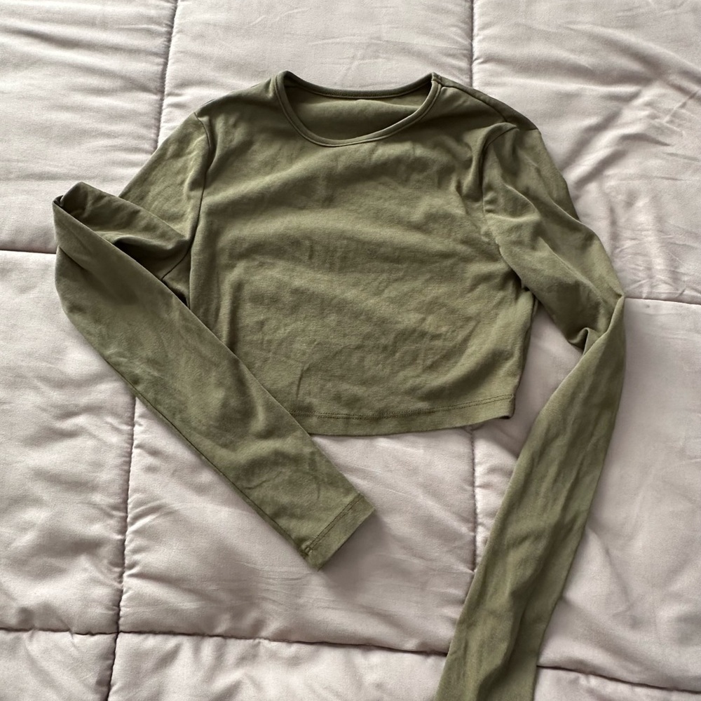 Long Sleeve Green Crop